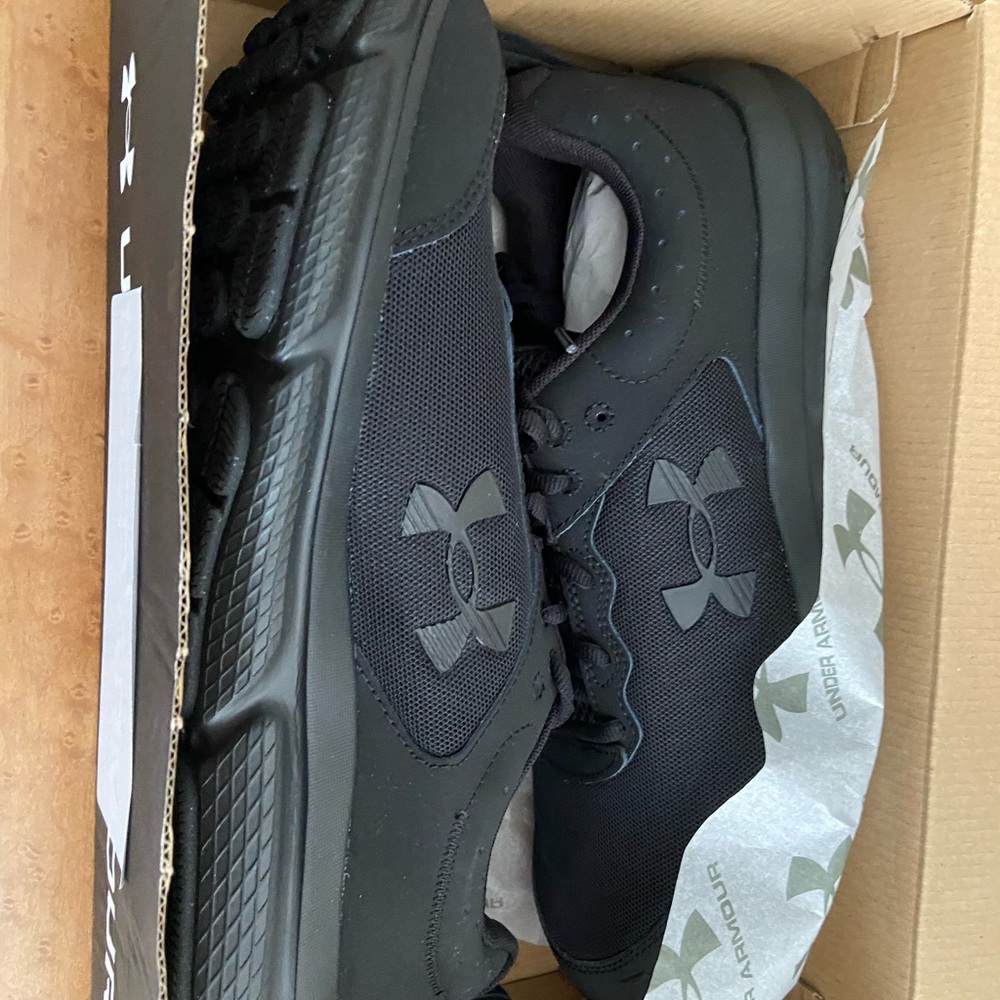 Under Armour Running Shoes Charged Assert 10 Model Brand New Men’s Sz. 12.5
